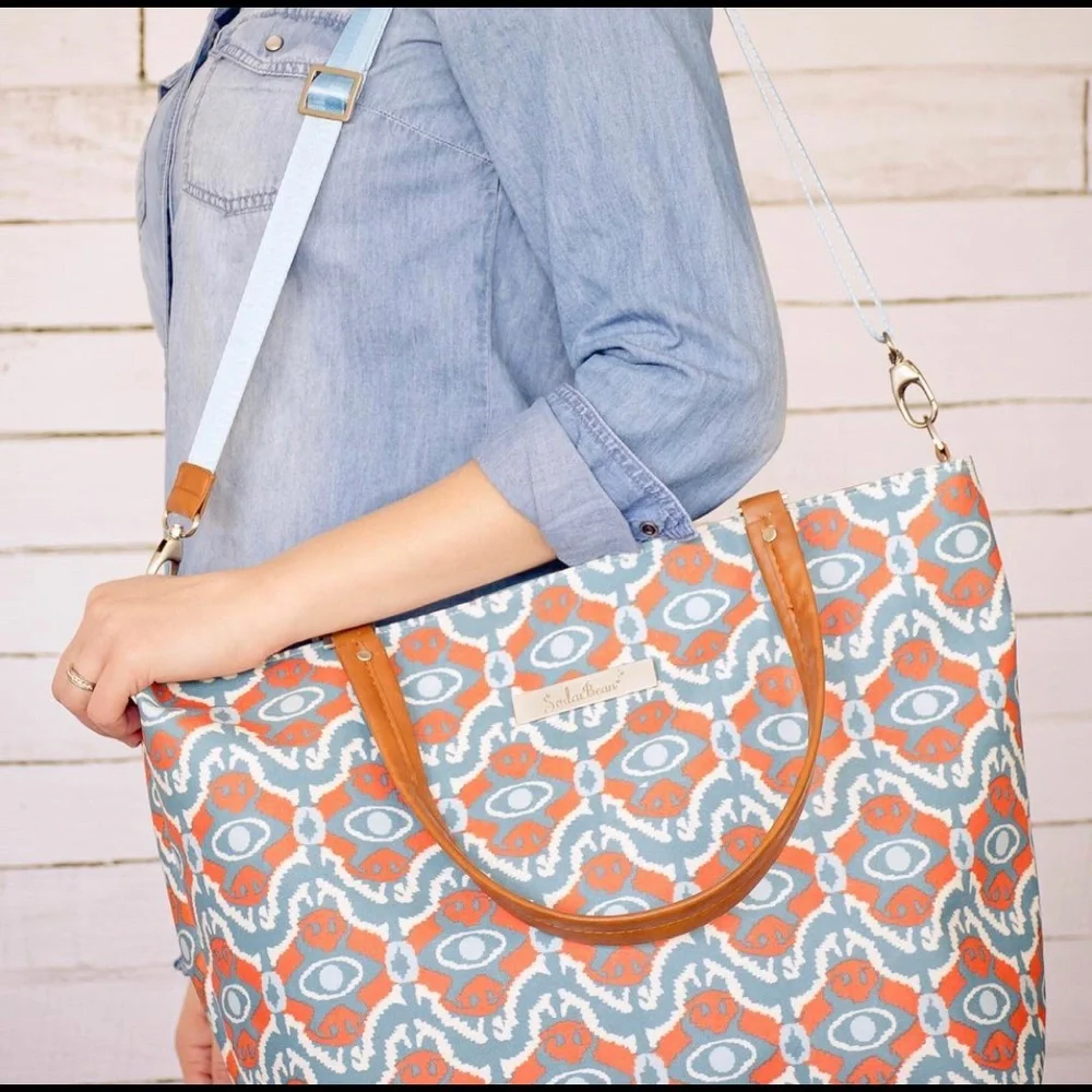 Stylish Diaper Bag for Fashionable Moms Tote